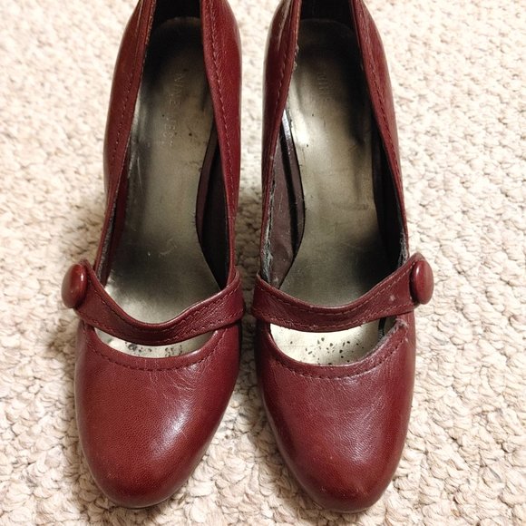 Leather heels - Picture 2 of 4